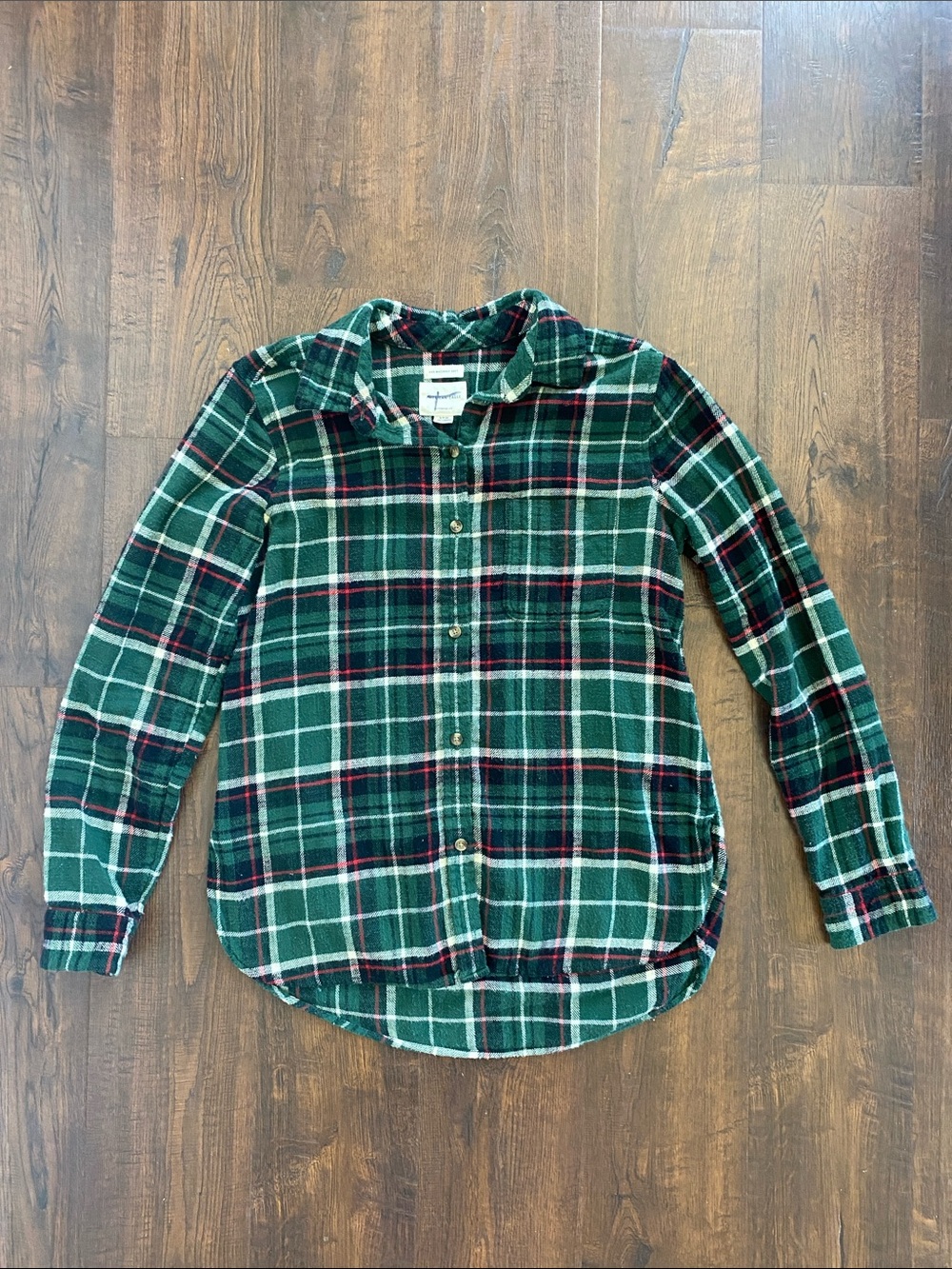 American Eagle AHH-MAZINGLY SOFT Green Plaid Flannel W/ Red & White High Low